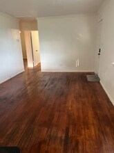 102 E Pecan St in Gunter, TX - Building Photo - Building Photo