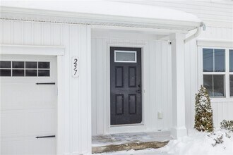 257 Nevins Rd in Henrietta, NY - Building Photo - Building Photo