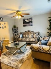 5742 Pillory Way in Indianapolis, IN - Building Photo - Building Photo