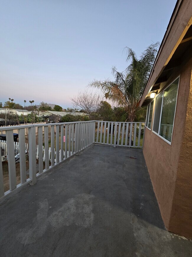 774 N Orange St, Unit 2B in Riverside, CA - Building Photo - Building Photo