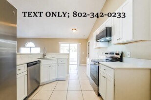 2665 E Juliet Dr in Deltona, FL - Building Photo