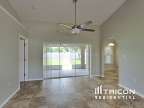 23135 Langdon Ave in Port Charlotte, FL - Building Photo - Building Photo
