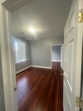 2616 Cambronne St in New Orleans, LA - Foto de edificio - Building Photo
