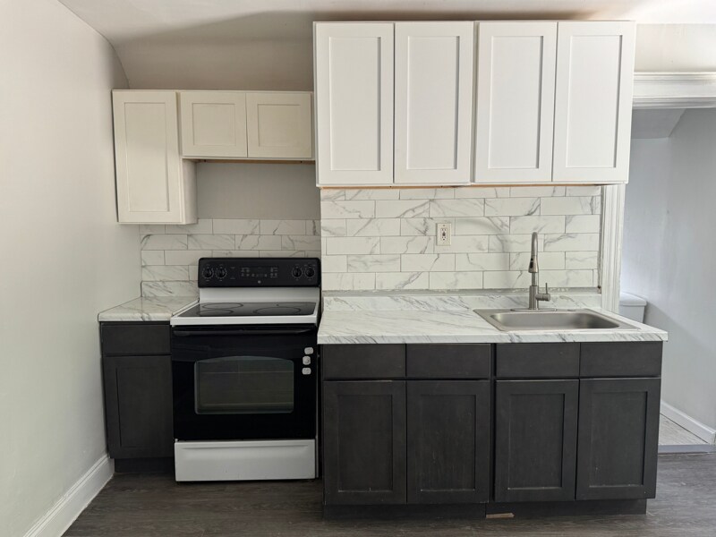 917 S 17th St in Newark, NJ - Building Photo