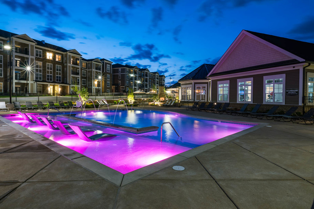 Abberly at Southpoint Apartment Homes in Fredericksburg, VA - Foto de edificio