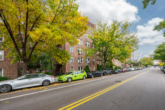 Celtic Park in Woodside, NY - Building Photo - Building Photo