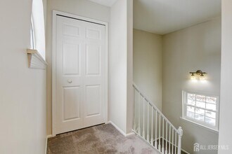 58 Tanglewood Ct in Monmouth Junction, NJ - Building Photo - Building Photo