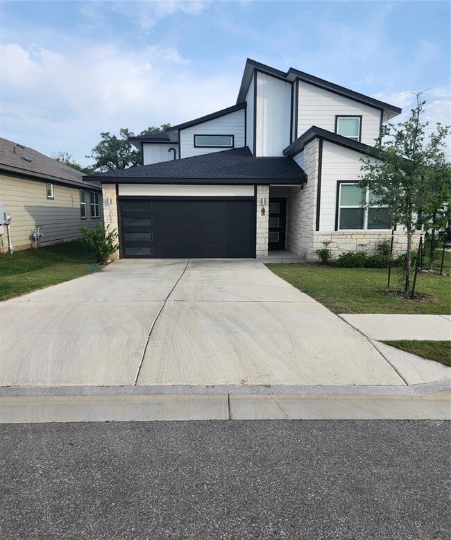 252 Geminiflora Bend in Leander, TX - Building Photo - Building Photo