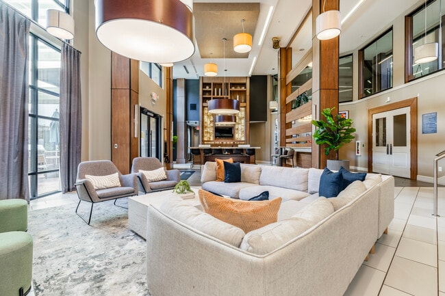 1105 Town Brookhaven Apartments in Atlanta, GA - Building Photo - Interior Photo