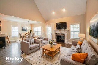 163 Melbourne Dr in Clarksville, TN - Building Photo - Building Photo