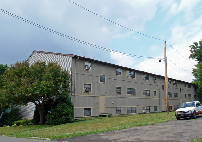 Court View Manor in Endicott, NY - Building Photo - Building Photo