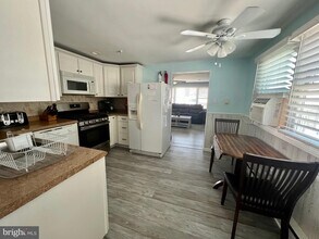 314 Coral St in Beach Haven, NJ - Building Photo - Building Photo