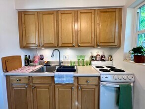 1904 NE 26th Dr, Unit 2 in Wilton Manors, FL - Foto de edificio - Building Photo