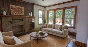 2015 N LeClaire Ave, Unit 1 in Chicago, IL - Building Photo