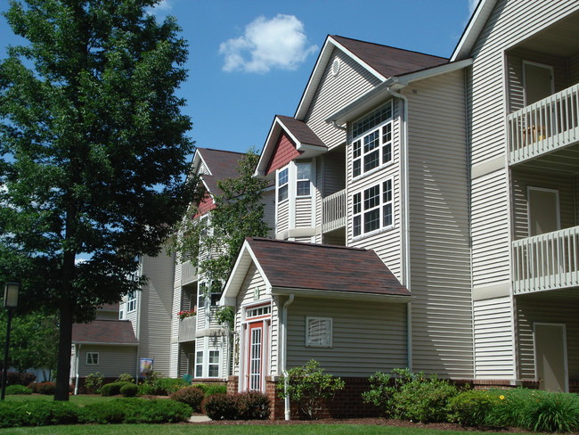 Southcreek Apartments in Boardman, OH - Building Photo - Building Photo