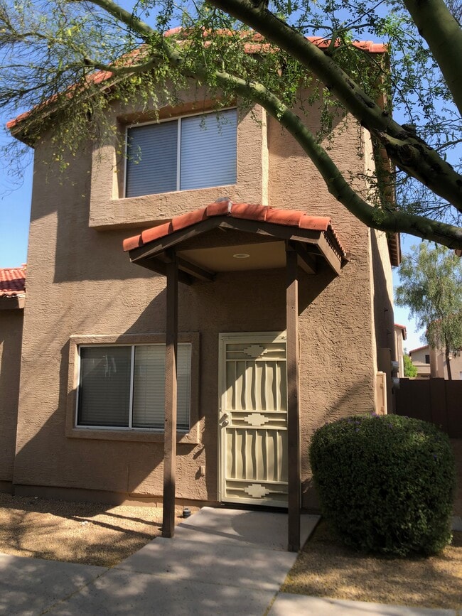 property at 17610 N 17th Pl