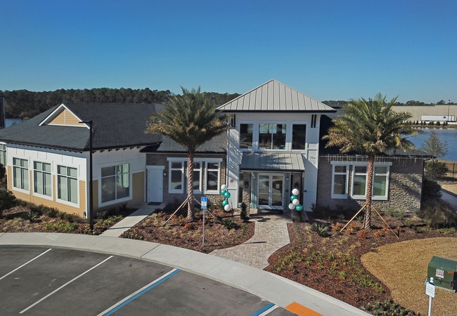 RCM Acquisition LLC (Broxton Bay) in Jacksonville, FL - Building Photo - Building Photo