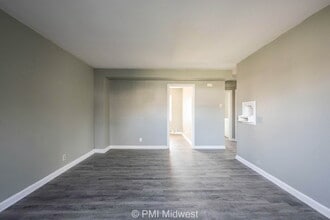 3725 N Sherman Dr in Indianapolis, IN - Building Photo - Building Photo