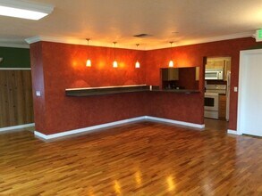 831 Niantic St in Medford, OR - Building Photo - Building Photo