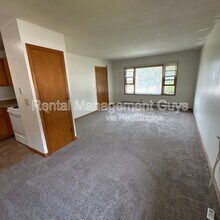 4615 Tyler St NE in Minneapolis, MN - Building Photo - Building Photo