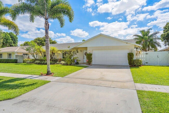 1262 Pinetta Cir in Wellington, FL - Foto de edificio - Building Photo