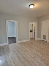 161 Prospect St in Waterbury, CT - Building Photo - Building Photo