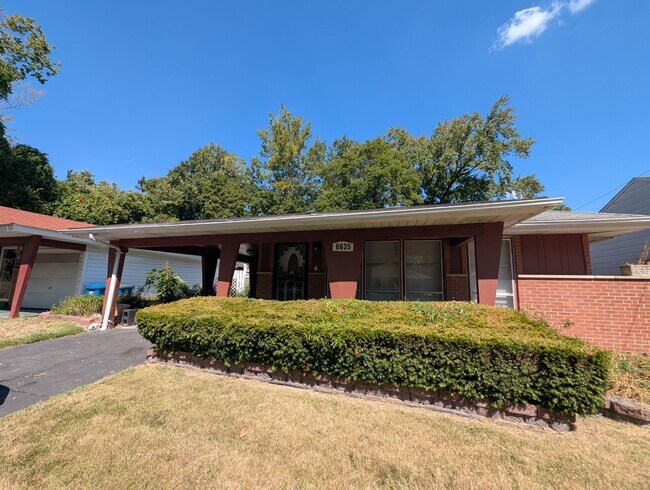 6635 Kenwood Dr in St. Louis, MO - Building Photo - Building Photo