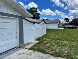 11063 Auburndale St in Brooksville, FL - Building Photo