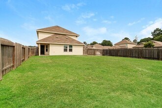 13836 Winding Path Ln in Willis, TX - Building Photo - Building Photo