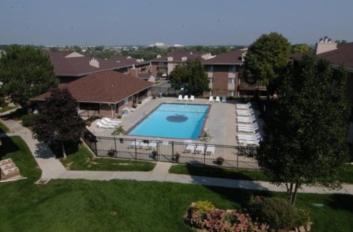 Applewood Pointe in Omaha, NE - Foto de edificio