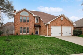 1719 Altacrest Dr in Grapevine, TX - Building Photo - Building Photo