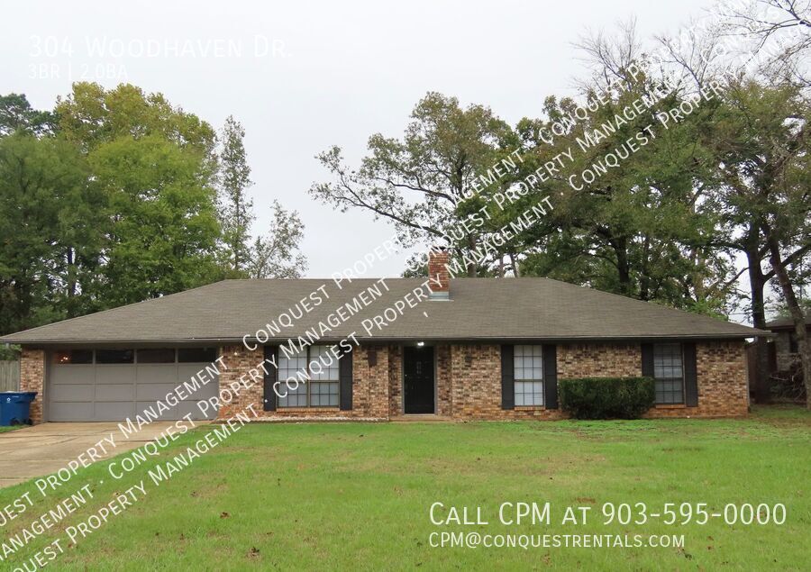 304 Woodhaven Dr in Whitehouse, TX - Building Photo