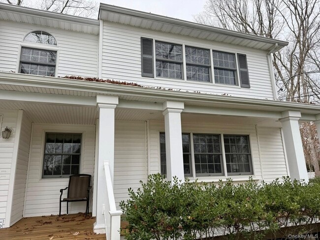 property at 86 Krispin Ln