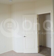3113 E Danbury Rd in Phoenix, AZ - Building Photo - Building Photo
