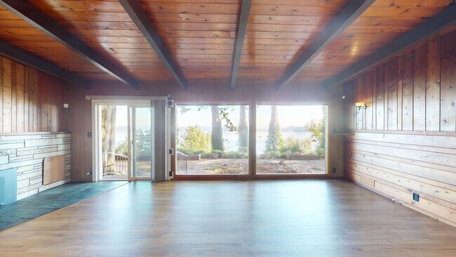 4558 Jones Rd in Oak Harbor, WA - Building Photo - Building Photo