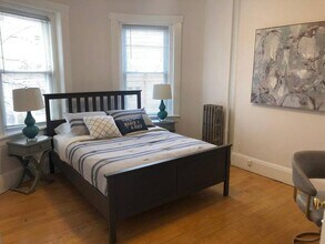 18 Dudley St, Unit 3 in Cambridge, MA - Building Photo - Building Photo