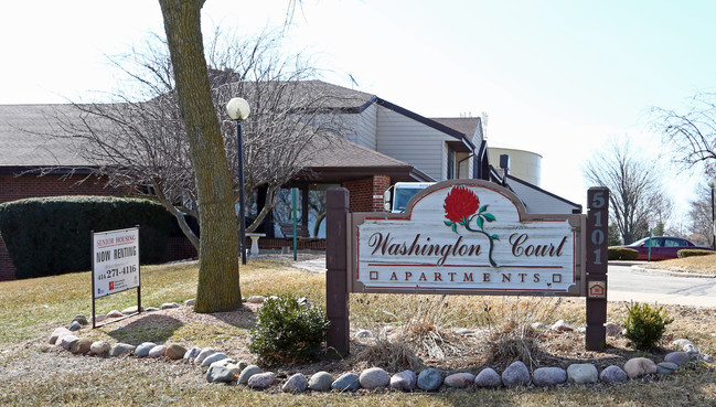 Washington Court in Racine, WI - Foto de edificio - Building Photo