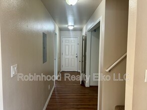 1640 Winchester Dr in Elko, NV - Building Photo - Building Photo