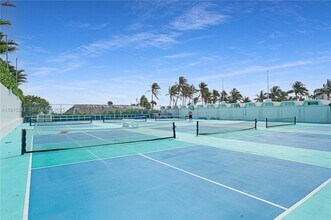 5101 Collins Ave, Unit 14P in Miami Beach, FL - Building Photo - Building Photo