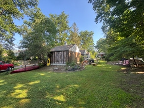 1112 5th Ave W in Hendersonville, NC - Building Photo - Building Photo