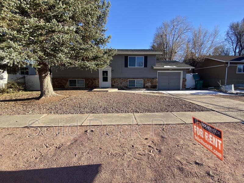 1615 Shasta Dr in Colorado Springs, CO - Building Photo