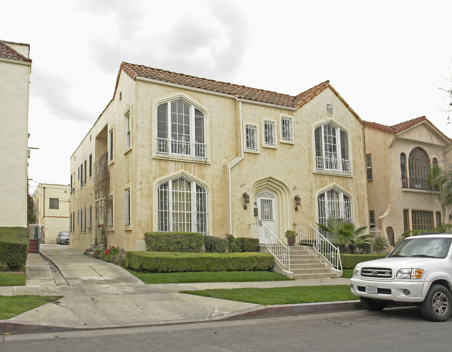 336 N Orange Grove Ave in Los Angeles, CA - Building Photo