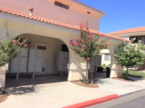 Casa Bonita in Lancaster, CA - Building Photo - Building Photo