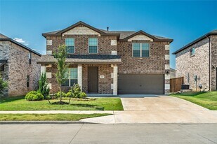 2049 Bellatrix Dr in Haslet, TX - Building Photo