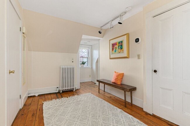 74 Buckingham St in Cambridge, MA - Foto de edificio - Building Photo