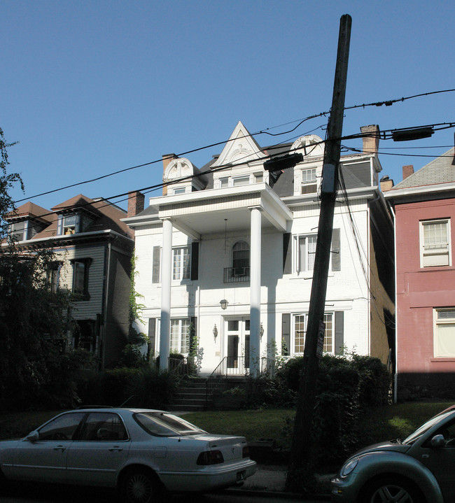 430 S Fairmount St in Pittsburgh, PA - Foto de edificio - Building Photo
