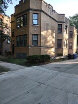 7219 N Wolcott Ave, Unit 1 in Chicago, IL - Building Photo