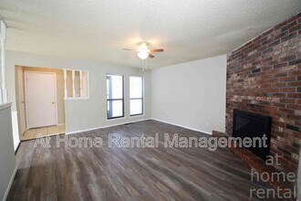 4613 S 72nd E Pl in Tulsa, OK - Building Photo - Building Photo