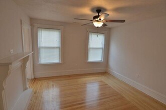 72 Grampian Way, Unit 3 in Boston, MA - Building Photo - Building Photo