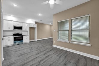 2322 Delafield St in Houston, TX - Building Photo - Building Photo